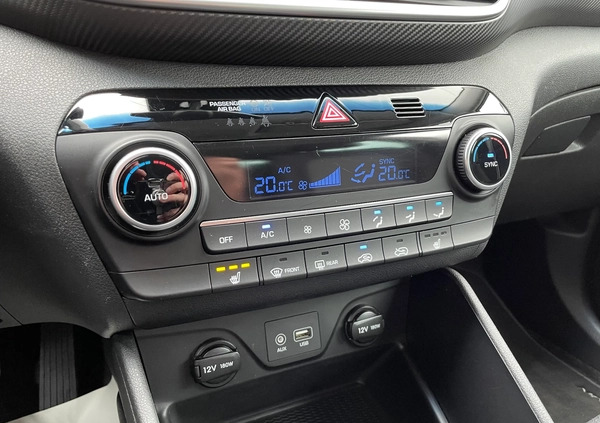 Hyundai Tucson cena 79900 przebieg: 154222, rok produkcji 2019 z Śmigiel małe 667